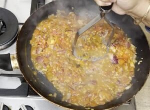 Mash it until turn into puree like gravy